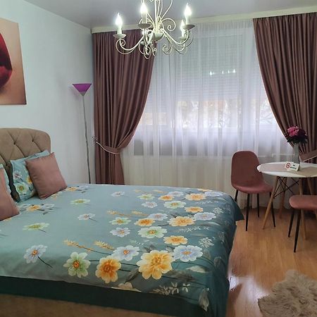 Chic Apartment- Place To Remember Galaţi Exterior foto